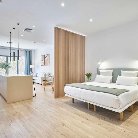 Paseo Suites Hotel マドリード エクステリア 写真