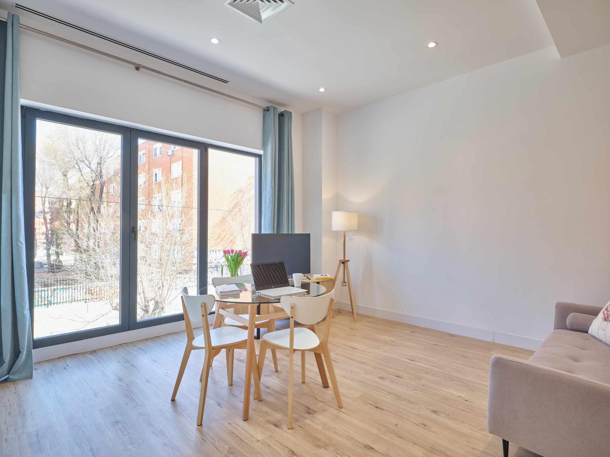 Paseo Suites Hotel マドリード 部屋 写真