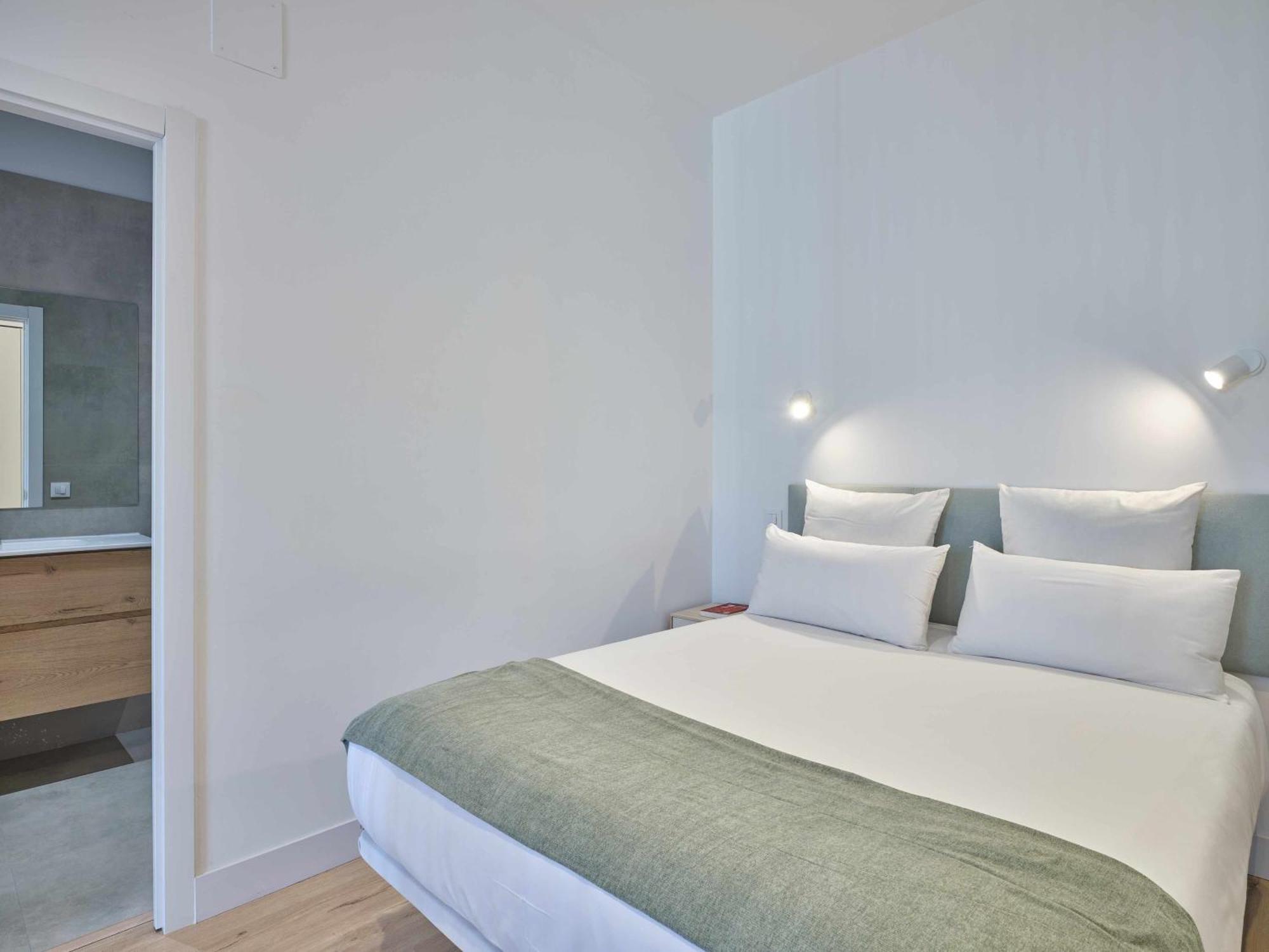 Paseo Suites Hotel マドリード 部屋 写真